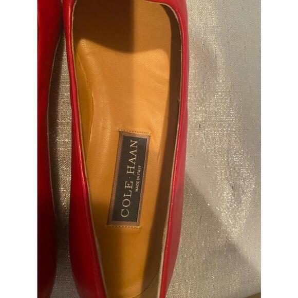 Cole Haan vintage red tasseled flats size 7.5AA - Picture 2 of 8